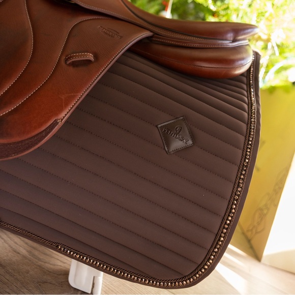 Kentucky Wellington Pearl jump saddle pad brown - Picture 15 of 15